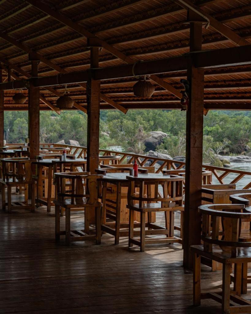 Leo Woods Hampi River View Ξενοδοχείο Εξωτερικό φωτογραφία