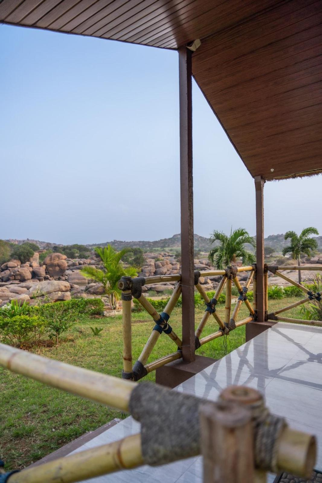 Leo Woods Hampi River View Ξενοδοχείο Εξωτερικό φωτογραφία